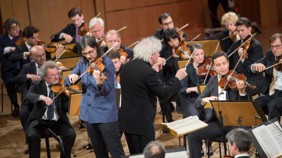 Simon Rattle dirige el Concierto Europa 2015 desde Atenas