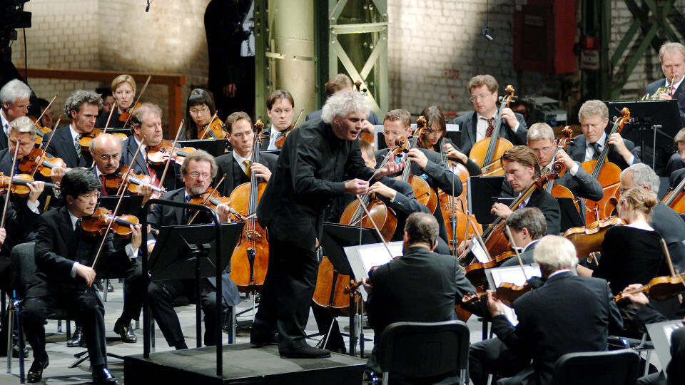Europakonzert 2007 aus Berlin mit Simon Rattle, Lisa Batiashvili und Truls Mørk
