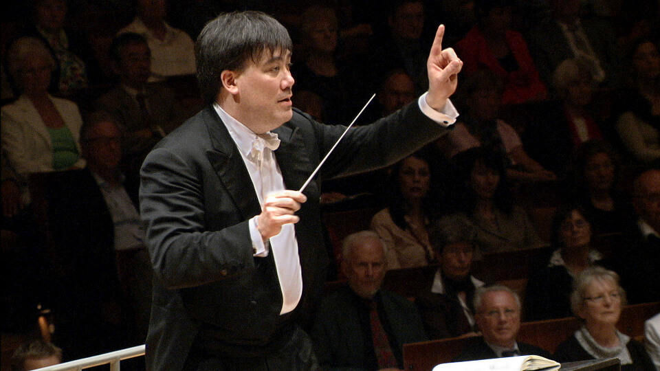 Alan Gilbert und Emanuel Ax in Werken von Mozart und Strawinsky