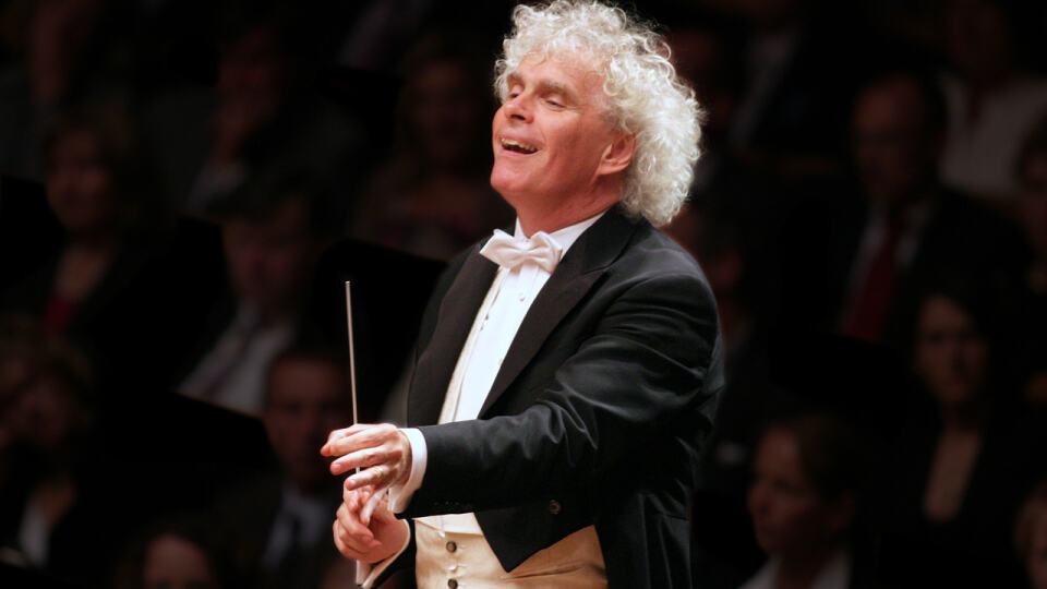 Simon Rattle dirigiert Strawinsky und Berio