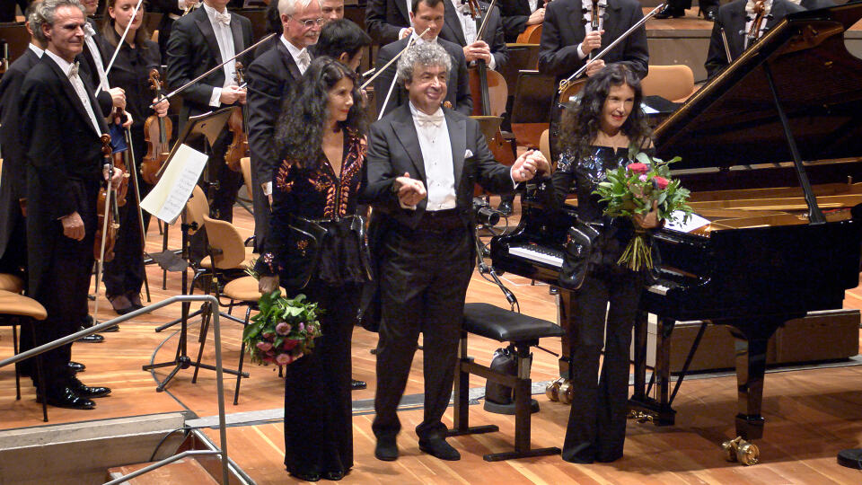 Semyon Bychkov y Katia y Marielle Labèque