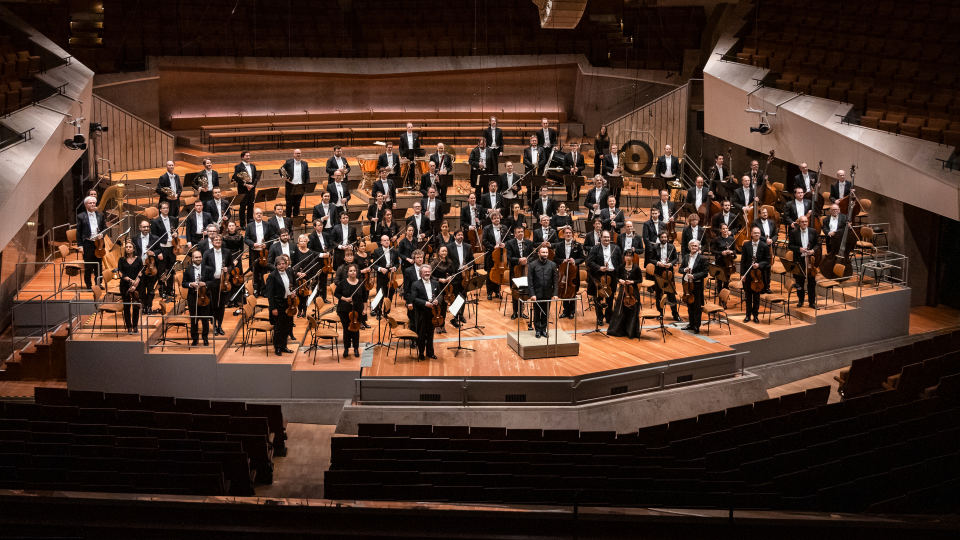 Kirill Petrenko dirigiert Tschaikowsky und Rachmaninow