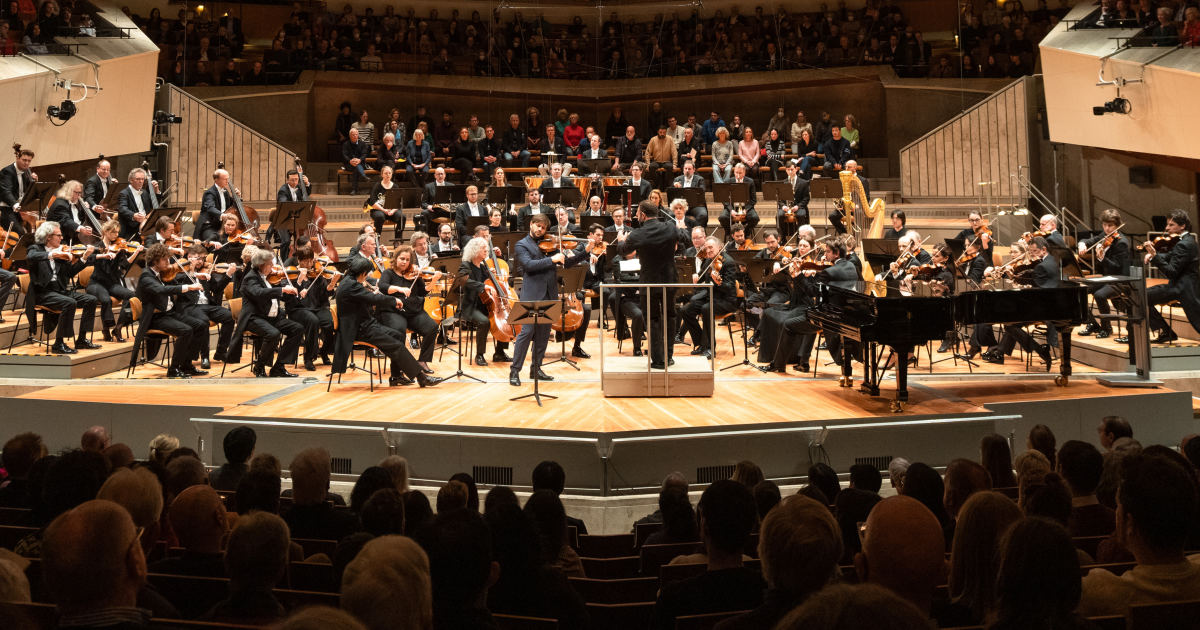 Benefit concert “Together for humanity”