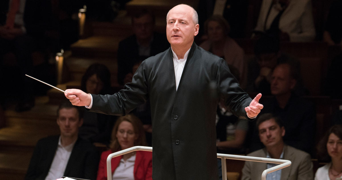 Paavo Järvi conducts Brahms and Lutosławski | Digital Concert Hall