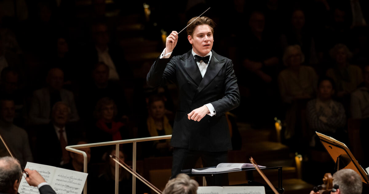 マケラがチャイコフスキーとショスタコーヴィチを指揮