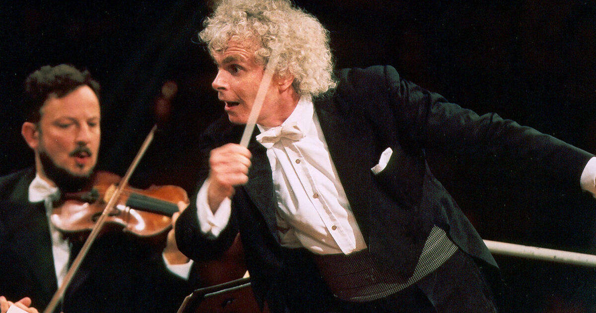 Simon Rattle's inaugural concert from 2002 with Mahler's