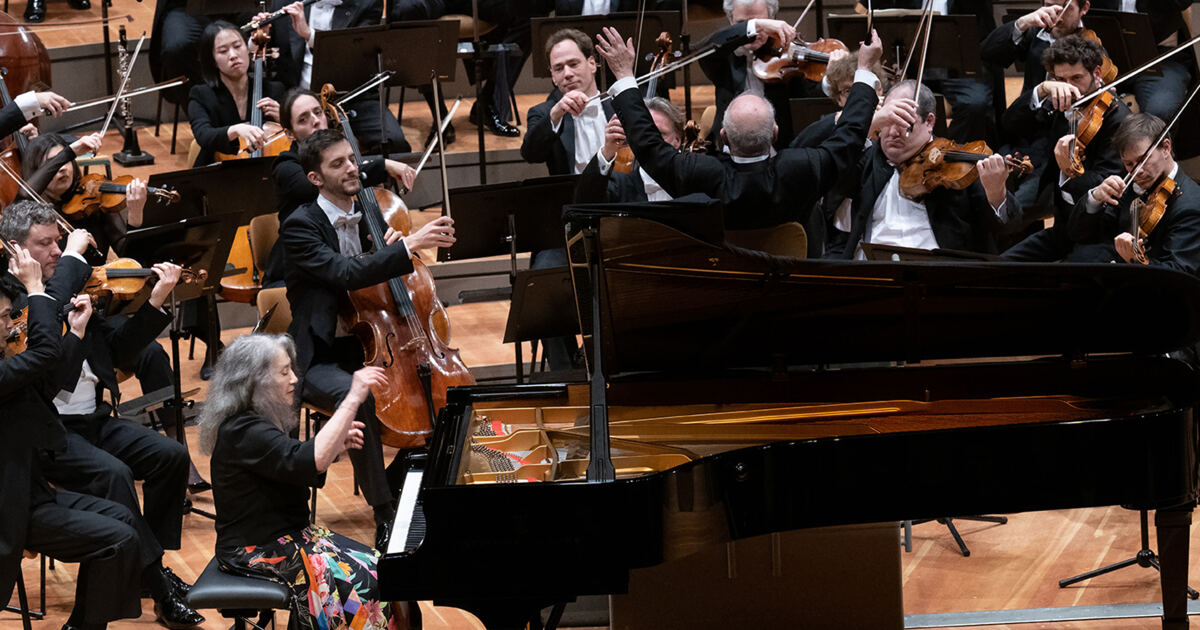 バレンボイムとアルゲリッチがシューマンのピアノ協奏曲で共演