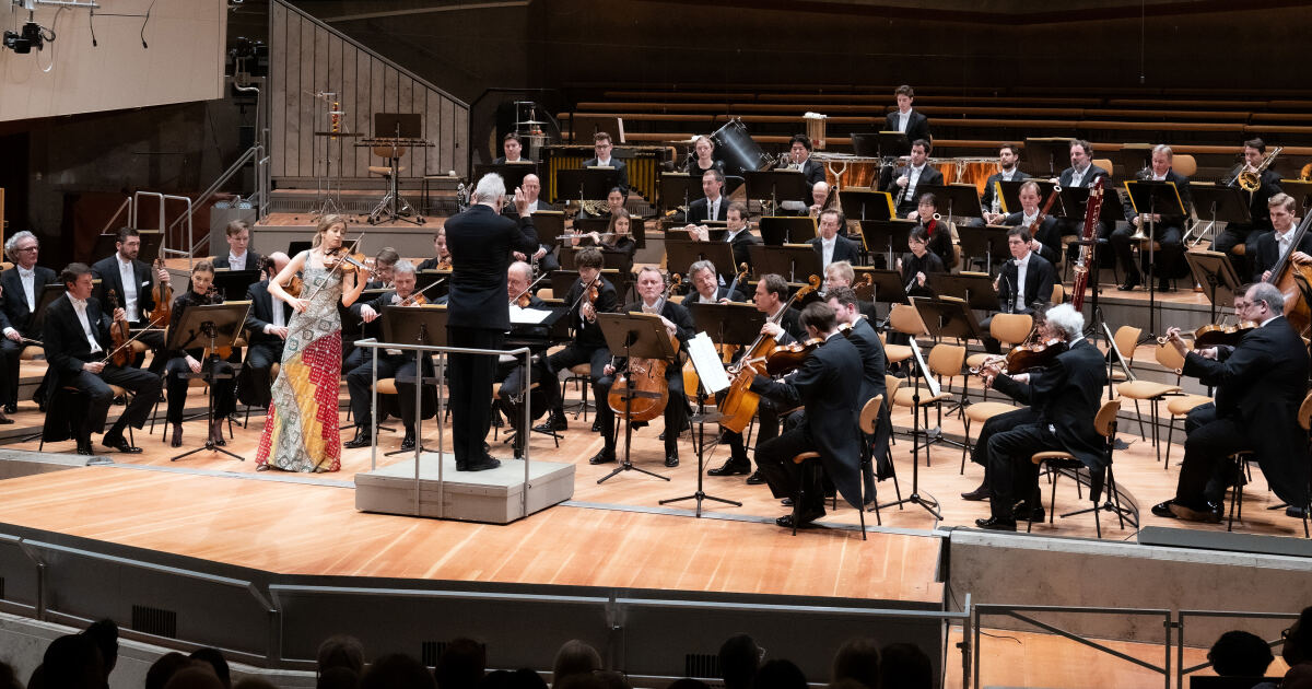 リントゥとフラングがストラヴィンスキーで共演