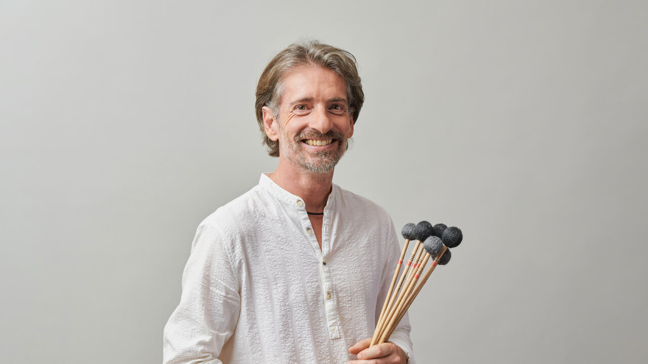 베를린 필하모닉 오케스트라와 라파엘 하에거의 공연, image size:1280x720