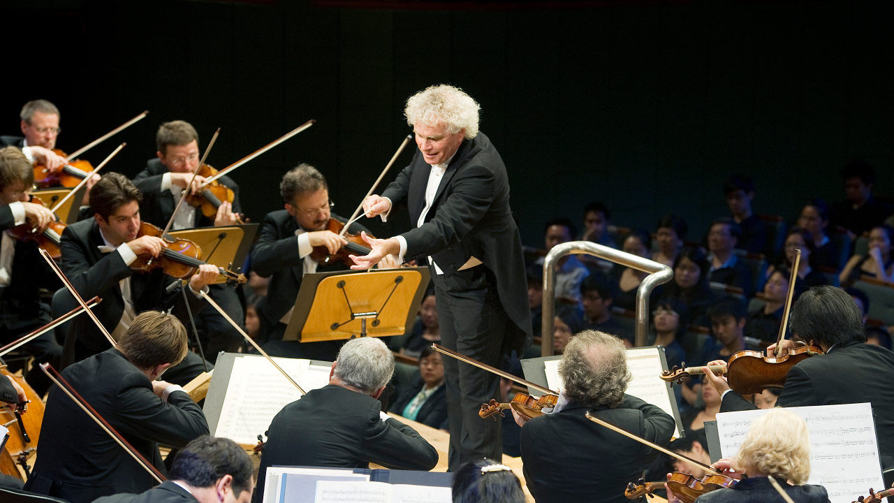 ラトル指揮によるシンガポールでの遠征コンサート