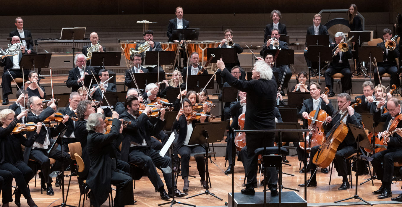 Simon Rattle conducts Ginastera and Britten | Digital Concert Hall